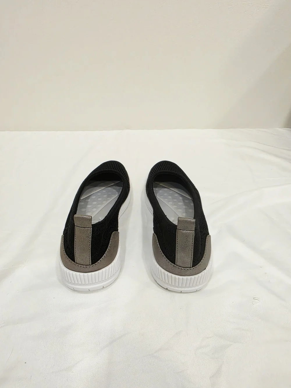 Easy Spirit Glitz Black Knit Slip-On Flats with White Soles